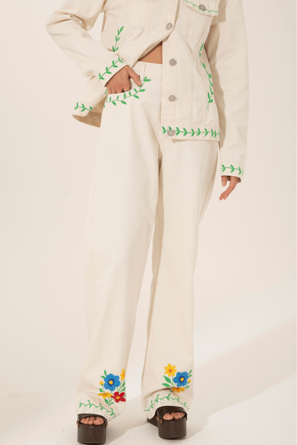 red-site---2025-10-27T142318.201 red-site---2025-10-27T142318.201